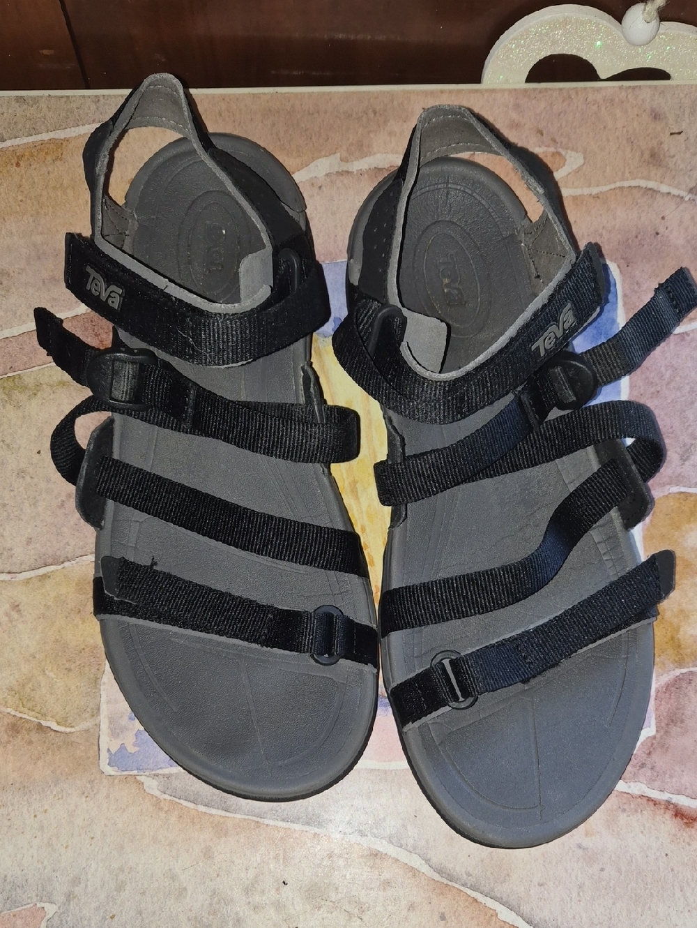Teva Black Multi-Strap Outdoor Sandals Sz. 8 NEW